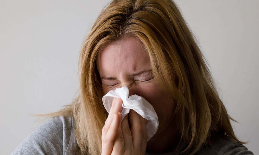 Najczęstsze objawy grypy – jak je rozpoznać i kiedy zgłosić się do lekarza?